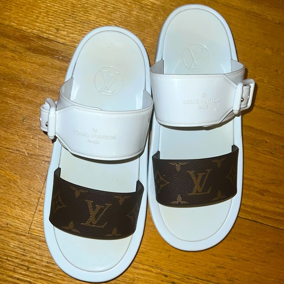 Louis Vuitton woman’s sandals - Picture 4 of 7